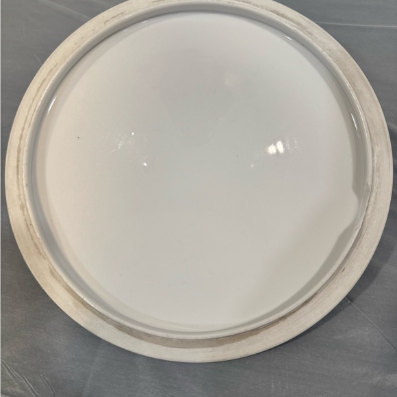 Vintage Made in Japan Covered Casserole Dish Gold Handles Floral Rim - Picture 5 of 7